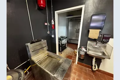 2717 W W. Lincoln, Anaheim, CA 92801 - Photo 13