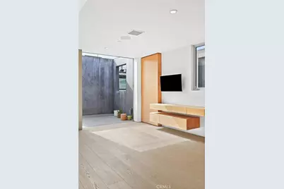 304 Grand Boulevard, Venice, CA 90291 - Photo 43