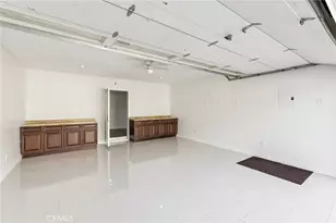 527 S Orchard Dr, Burbank, CA 91506 - Photo 31