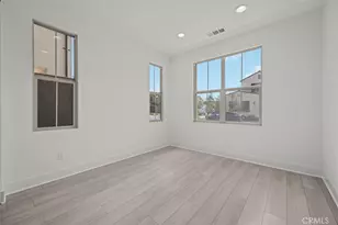 155 Somera, Irvine, CA 92602 - Photo 7