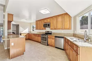 7401 Casaba Ave, Winnetka, CA 91306 - Photo 23