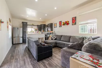 421 E 65th, Los Angeles, CA 90003 - Photo 23