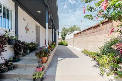 421 E 65th, Los Angeles, CA 90003 - Photo 17
