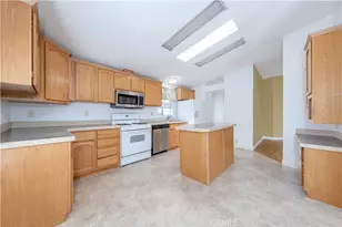 209 Road Runner, Fountain Valley, CA 92708 - Photo 3