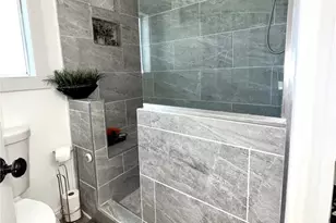 7652 Garfield Ave, Huntington Beach, CA 92648 - Photo 15