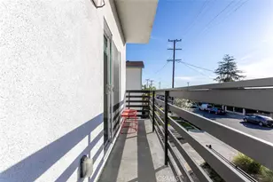 1340 N Kenmore, Los Angeles, CA 90027 - Photo 17