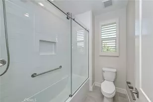 66 Bolide, Irvine, CA 92618 - Photo 45