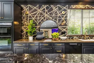 8 Upland, Irvine, CA 92602 - Photo 17