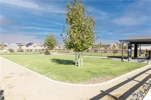 2498 Gunner Ridge Way, Rialto, CA 92377 - Photo 25