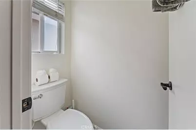 8895 Sequoia Ct, Garden Grove, CA 92841 - Photo 23