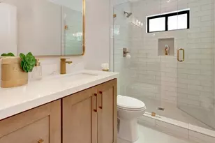 270 Albert Pl, Costa Mesa, CA 92627 - Photo 29