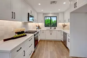 270 Albert Pl, Costa Mesa, CA 92627 - Photo 25