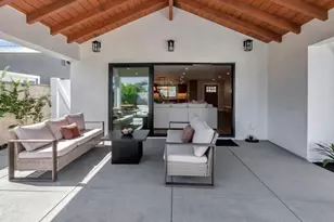 270 Albert Pl, Costa Mesa, CA 92627 - Photo 17