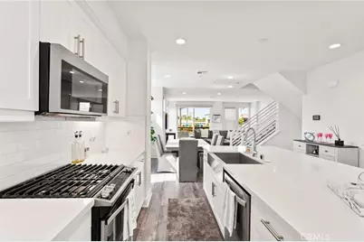 697 W 17th, Costa Mesa, CA 92627 - Photo 5