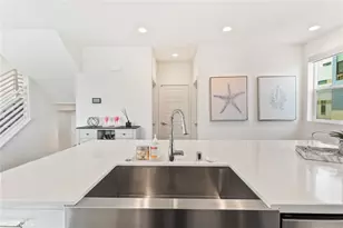 697 W 17th, Costa Mesa, CA 92627 - Photo 9