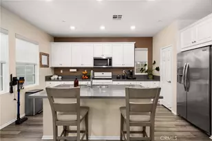 41948 Pedraza St, Murrieta, CA 92562 - Photo 7