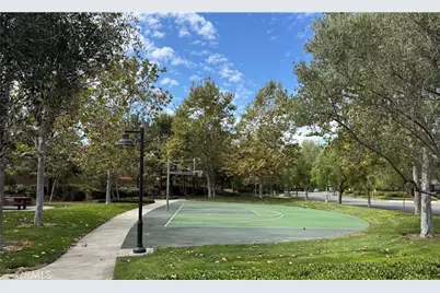 89 Kestrel, Irvine, CA 92618 - Photo 35