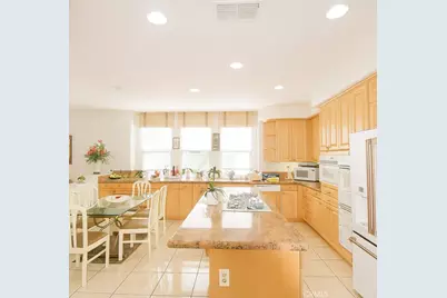 2530 Tuscany Way, Fullerton, CA 92835 - Photo 17