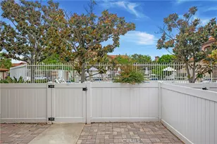 23 Vista Colinas, Rancho Santa Margarita, CA 92688 - Photo 3