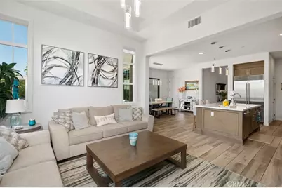 11 Juniper, Lake Forest, CA 92630 - Photo 9