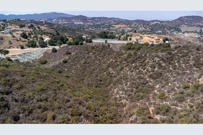 21959 Avenida De Arboles, Murrieta, CA 92652 - Photo 19