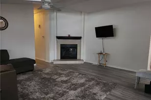 9850 Garfield Ave, Huntington Beach, CA 92646 - Photo 27