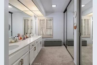 9 Flores, Irvine, CA 92612 - Photo 25