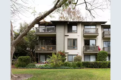 9 Flores, Irvine, CA 92612 - Photo 3