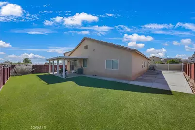 13864 Grant Way, Oak Hills, CA 92344 - Photo 31