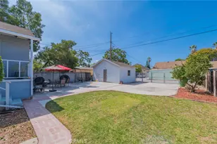 2801 Brighton Ave, Los Angeles, CA 90018 - Photo 3