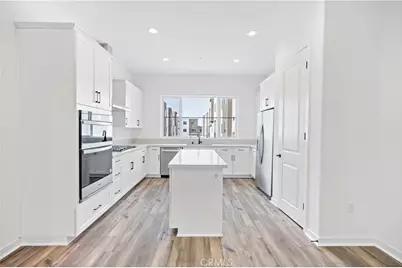 127 Culture, Irvine, CA 92618 - Photo 5