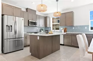 221 Gallop Ct, Rancho Mission Viejo, CA 92694 - Photo 3