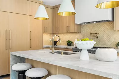 305 Fernleaf, Corona del Mar, CA 92625 - Photo 11