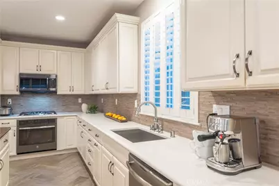 120 Mongoose, Irvine, CA 92618 - Photo 19