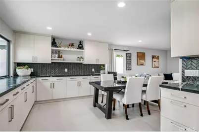 6611 Crista Palma, Huntington Beach, CA 92647 - Photo 13