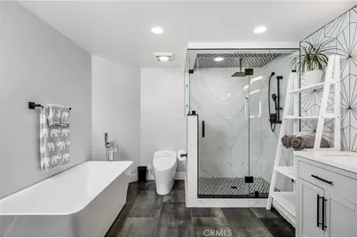 6611 Crista Palma, Huntington Beach, CA 92647 - Photo 19