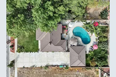 951 W Kendall, Corona, CA 92882 - Photo 43