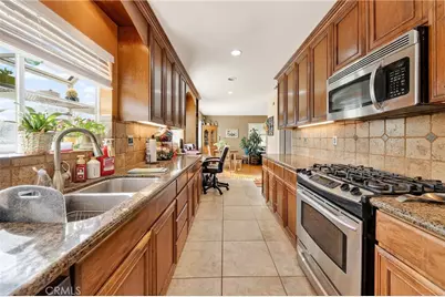 951 W Kendall, Corona, CA 92882 - Photo 13