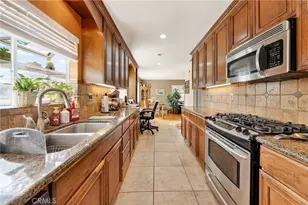 951 W Kendall, Corona, CA 92882 - Photo 13