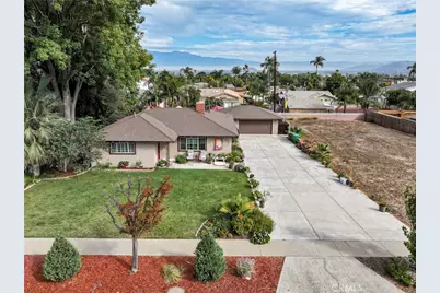 951 W Kendall, Corona, CA 92882 - Photo 3