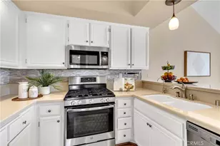 27369 Paseo Placentia, San Juan Capistrano, CA 92675 - Photo 13