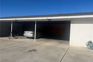 14703 Mesa Dr, Victorville, CA 92395 - Photo 27