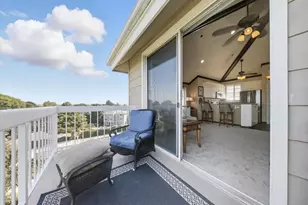 20331 Bluffside Cir, Huntington Beach, CA 92646 - Photo 17