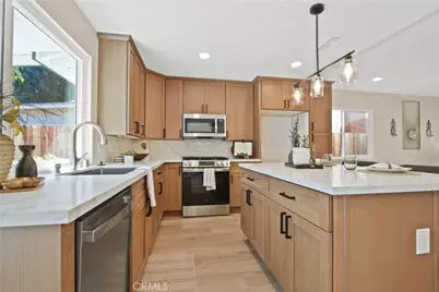 2717 Dayna, Santa Ana, CA 92705 - Photo 17