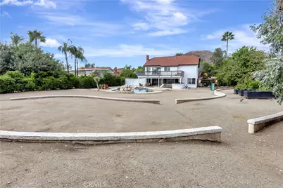 22041 Windtree, Wildomar, CA 92595 - Photo 19