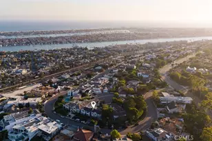 125 Kings Pl, Newport Beach, CA 92663 - Photo 63