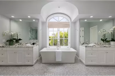 125 Kings Place, Newport Beach, CA 92663 - Photo 45