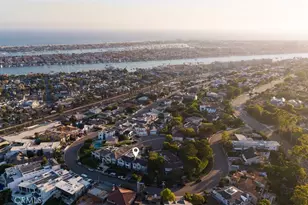 125 Kings Pl, Newport Beach, CA 92663 - Photo 63