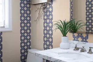 125 Kings Pl, Newport Beach, CA 92663 - Photo 29