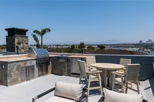 125 Kings Pl, Newport Beach, CA 92663 - Photo 55